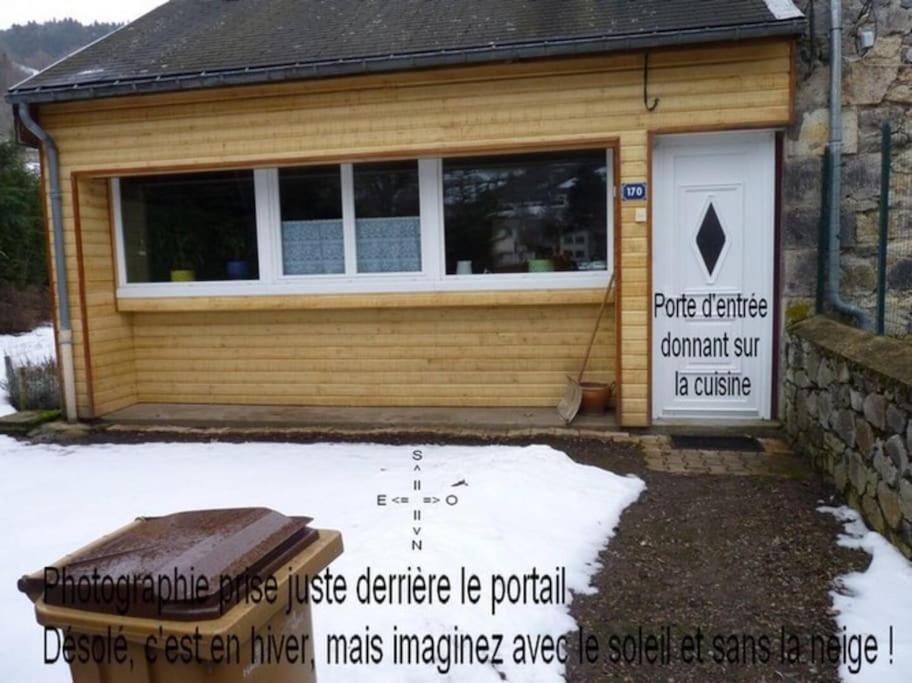 לה בורבול Maison Lumineuse Et Spacieuse Avec Terrain מראה חיצוני תמונה