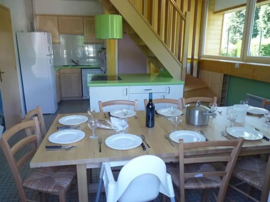 לה בורבול Maison Lumineuse Et Spacieuse Avec Terrain מראה חיצוני תמונה